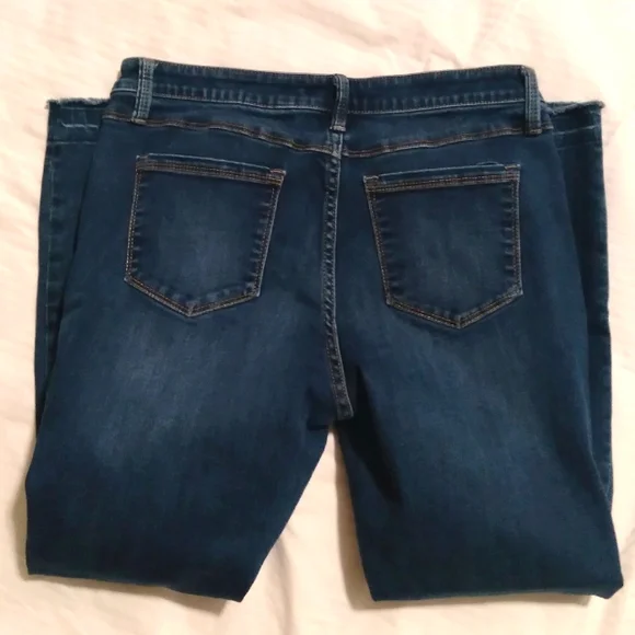 Buffalo David Bitton Rip & Repair Mid-Rise Skinny Jeans - Picture 3 of 8